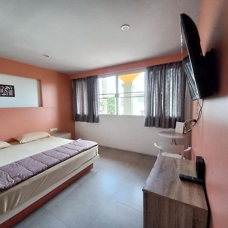 Hotel In Phuket House Zewnętrze zdjęcie